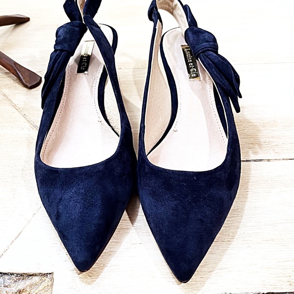 Louise et Cie Navy Suede Slingback 7M, EUC, 2” Heel, Pointy Toe, In Box - Picture 2 of 7